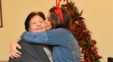 إليسا توجه رسالة مؤثرة لأمهات لبنان في عيد الأم وسط الحزن